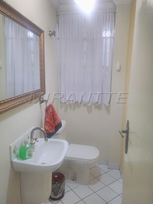 Sobrado de 177m² com 3 quartos em Santa Teresinha