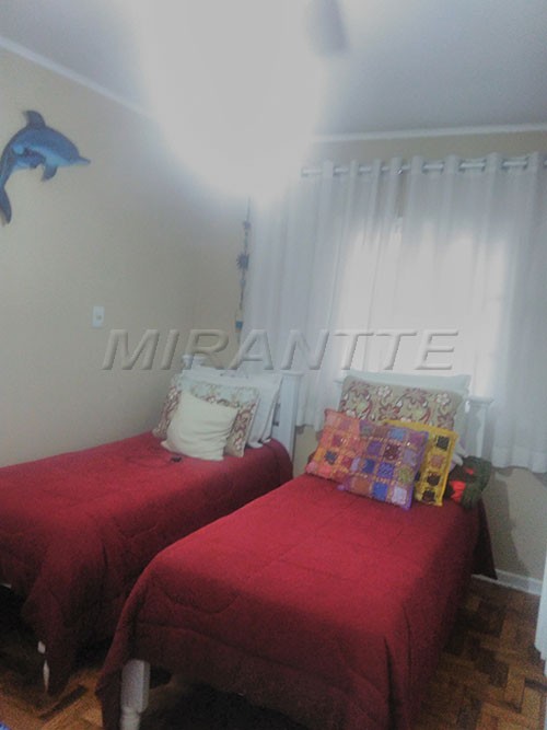 Sobrado de 177m² com 3 quartos em Santa Teresinha
