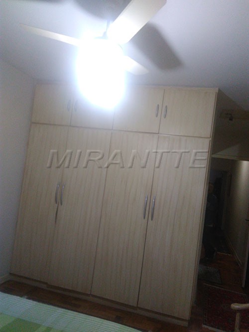 Sobrado de 177m² com 3 quartos em Santa Teresinha