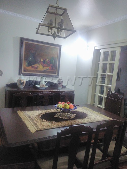 Sobrado de 177m² com 3 quartos em Santa Teresinha