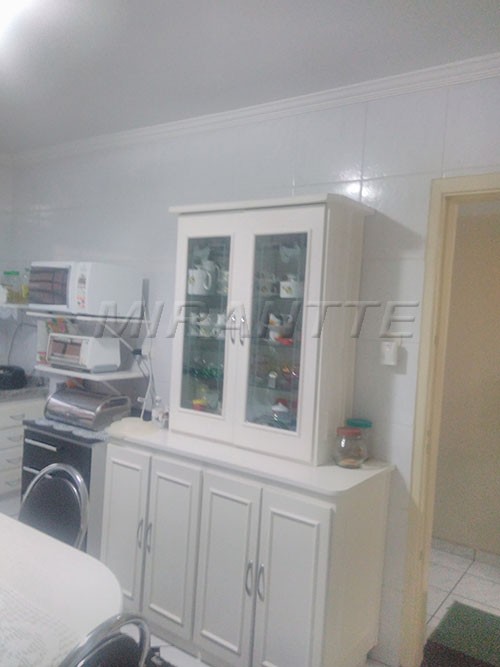 Sobrado de 177m² com 3 quartos em Santa Teresinha