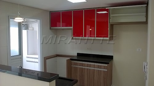 Apartamento com 3 quartos em Santana