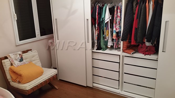 Apartamento com 3 quartos em Santana