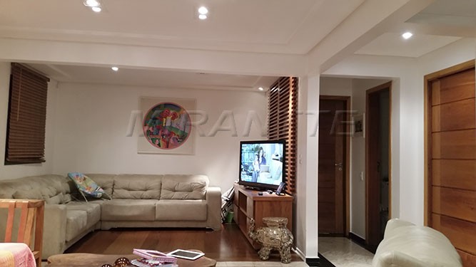 Apartamento com 3 quartos em Santana