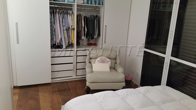 Apartamento com 3 quartos em Santana