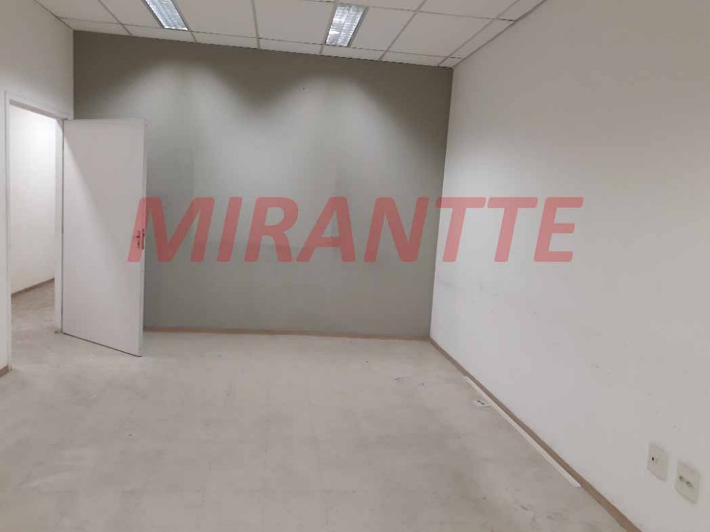 Comercial de 203m² em Santana