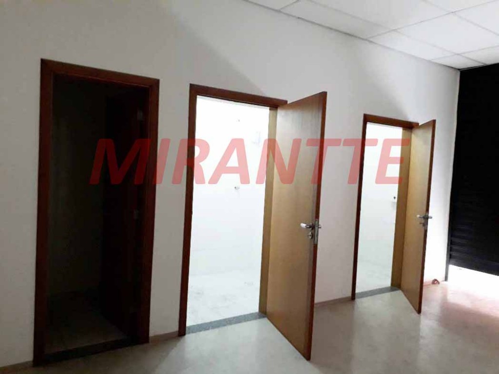 Comercial de 203m² em Santana