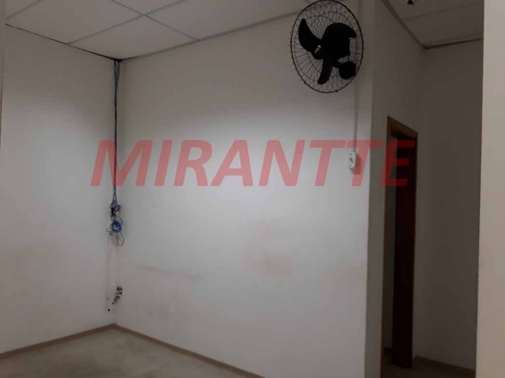 Comercial de 203m² em Santana