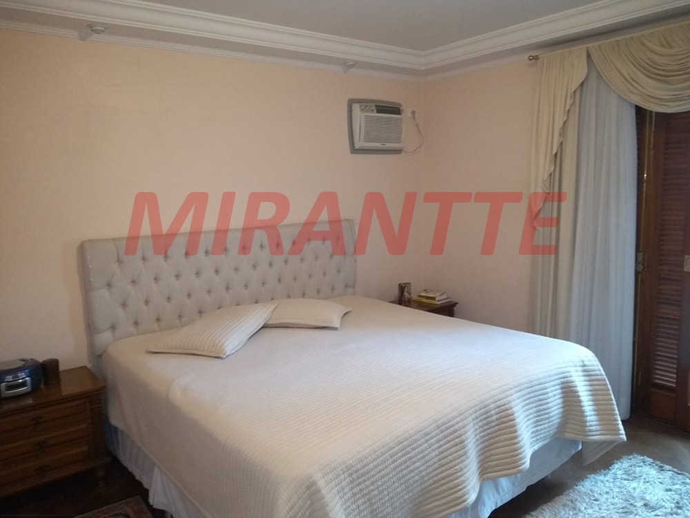 Sobrado de 224m² com 3 quartos em Mandaqui