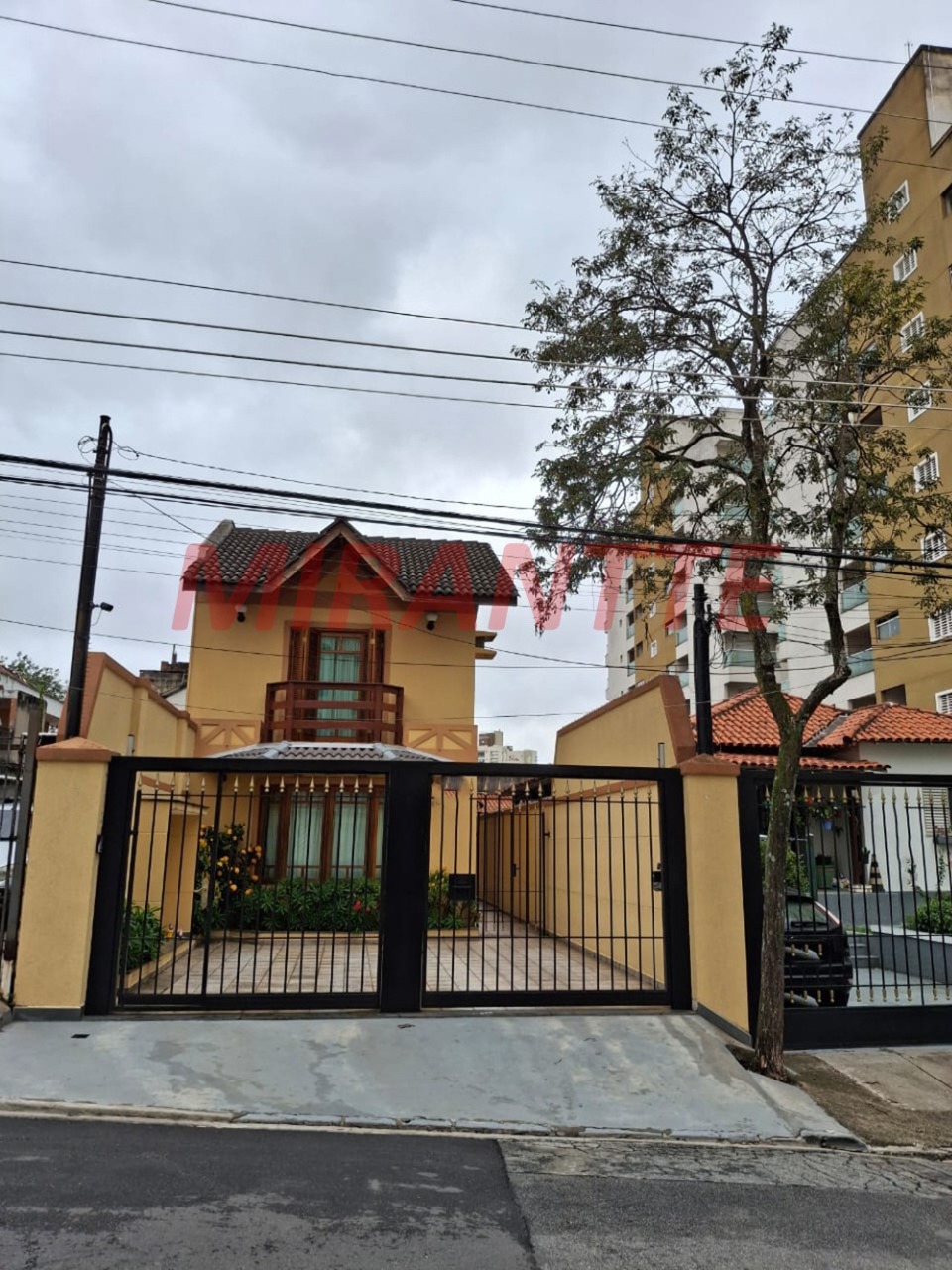 Sobrado de 224m² com 3 quartos em Mandaqui