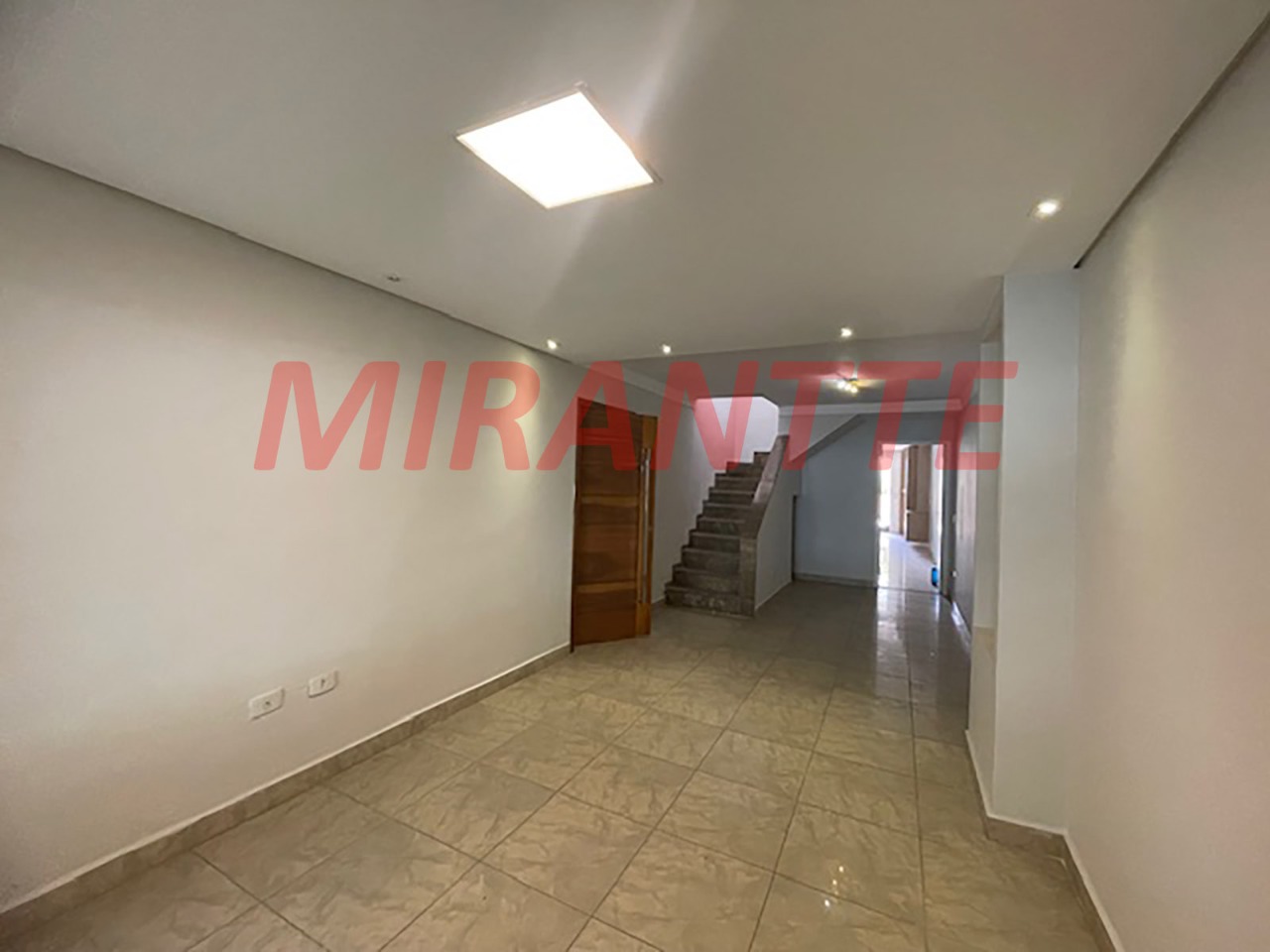 Sobrado de 184m² com 3 quartos em Jardim São Paulo