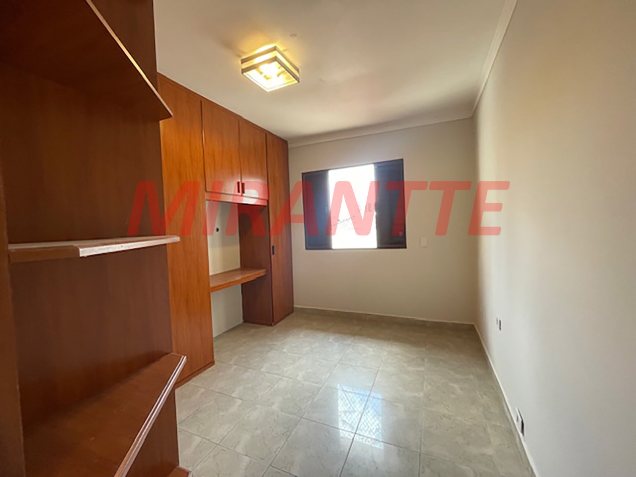 Sobrado de 184m² com 3 quartos em Jardim São Paulo