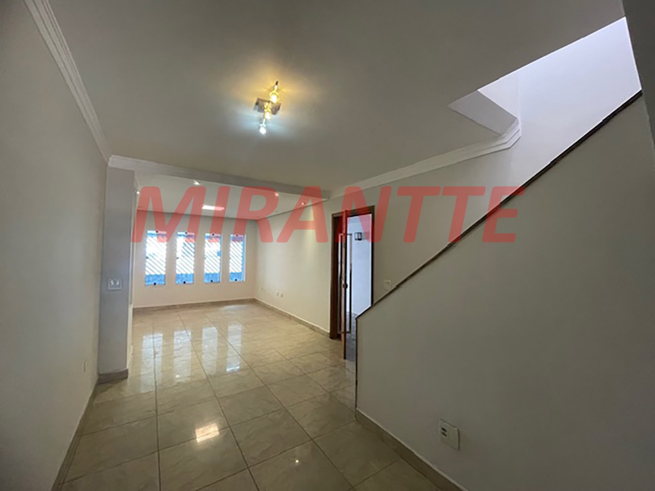 Sobrado de 184m² com 3 quartos em Jardim São Paulo