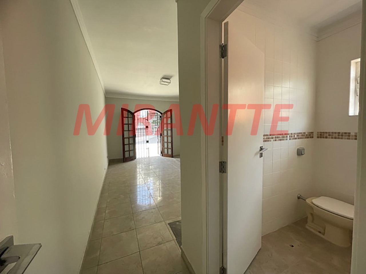 Sobrado de 184m² com 3 quartos em Jardim São Paulo