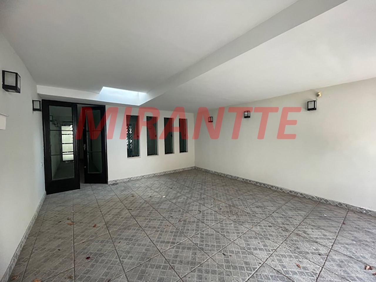 Sobrado de 184m² com 3 quartos em Jardim São Paulo