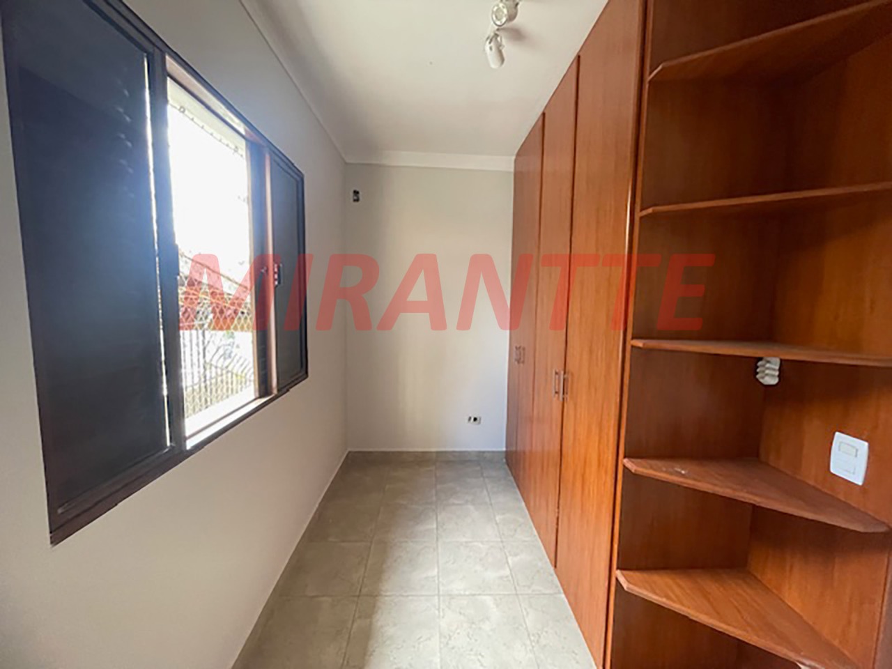 Sobrado de 184m² com 3 quartos em Jardim São Paulo
