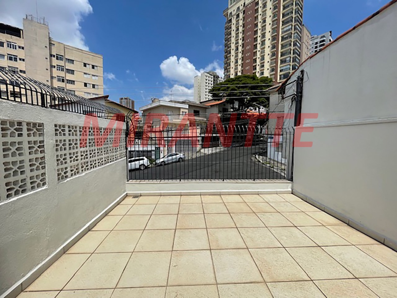 Sobrado de 184m² com 3 quartos em Jardim São Paulo