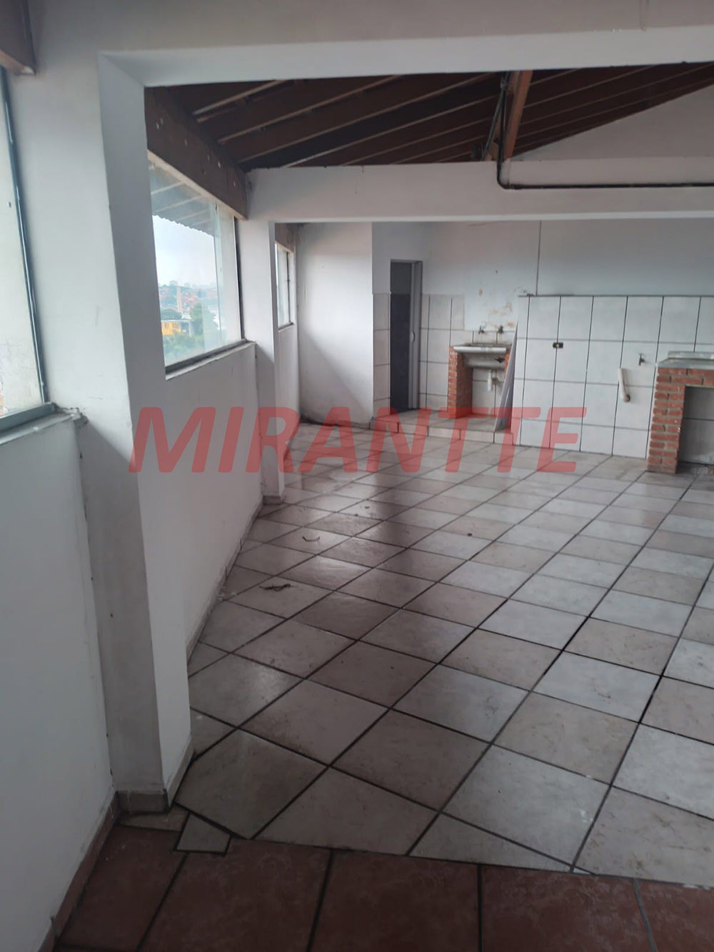 Comercial de 200m² em Cachoeirinha