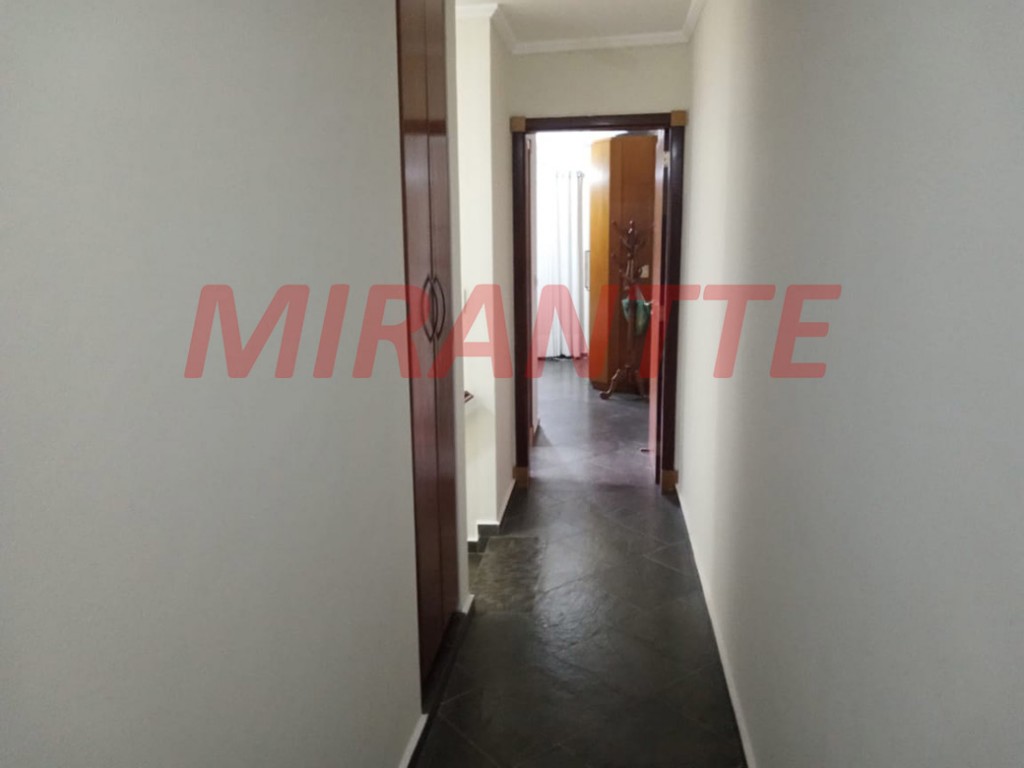 Sobrado de 310m² com 3 quartos em Jardim Centenario