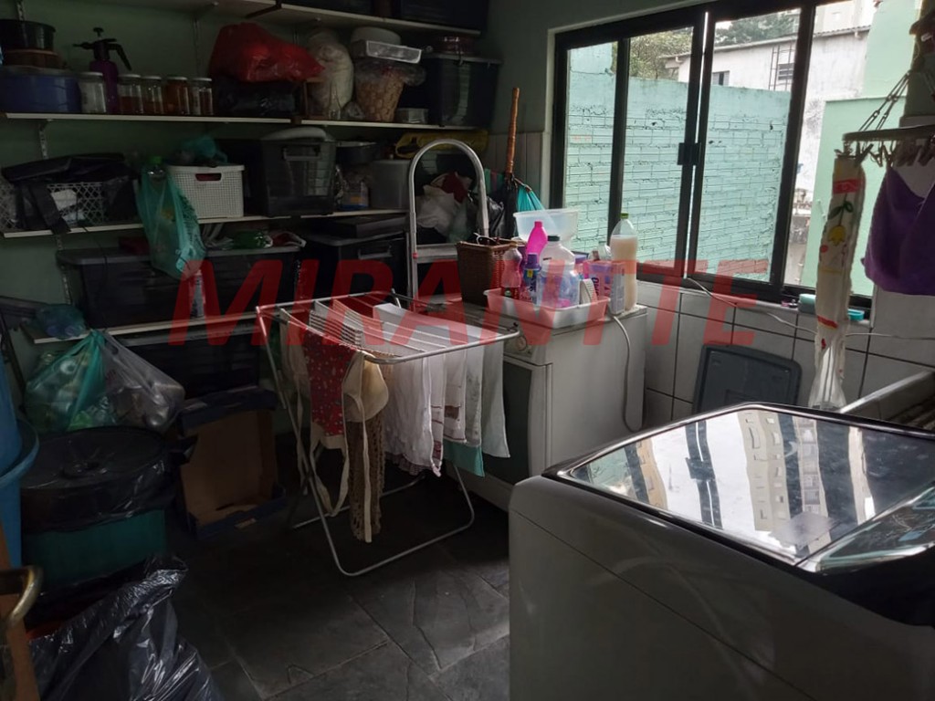 Sobrado de 310m² com 3 quartos em Jardim Centenario
