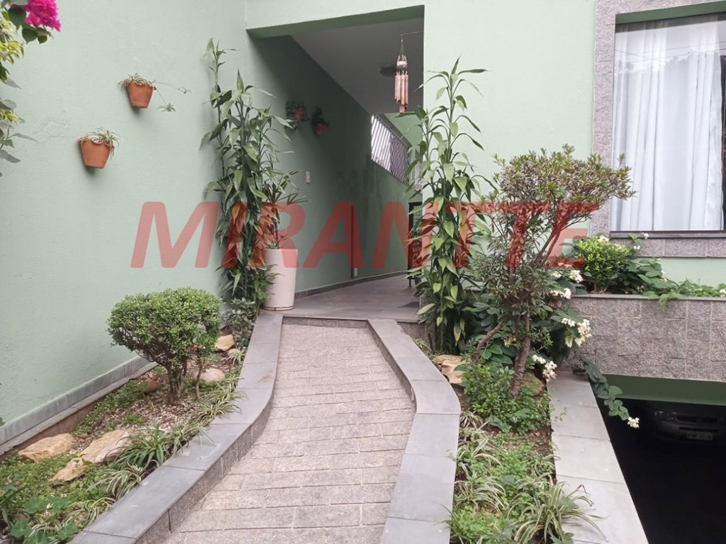 Sobrado de 310m² com 3 quartos em Jardim Centenario