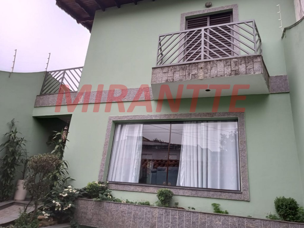 Sobrado de 310m² com 3 quartos em Jardim Centenario