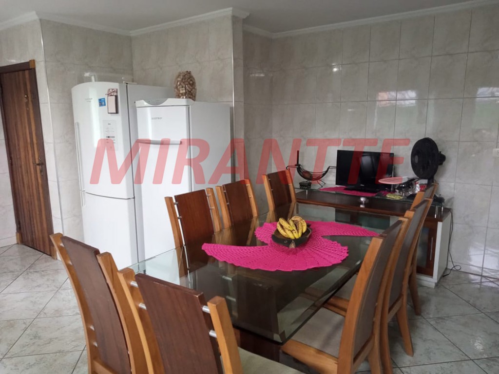 Sobrado de 310m² com 3 quartos em Jardim Centenario