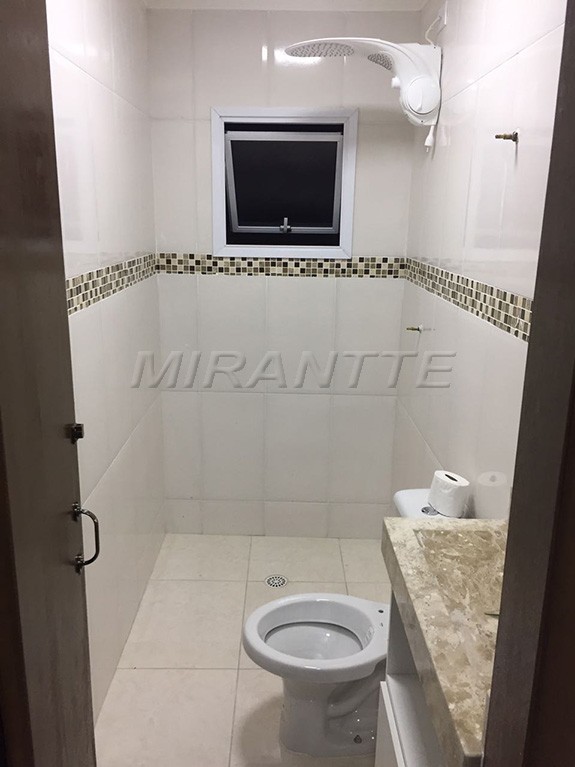 Cond. fechado de 330m² com 3 quartos em Vila Guilherme