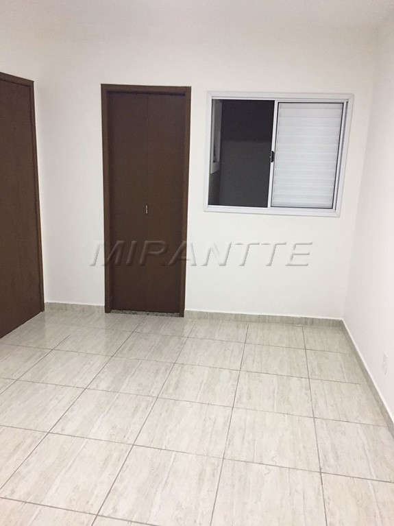 Cond. fechado de 330m² com 3 quartos em Vila Guilherme