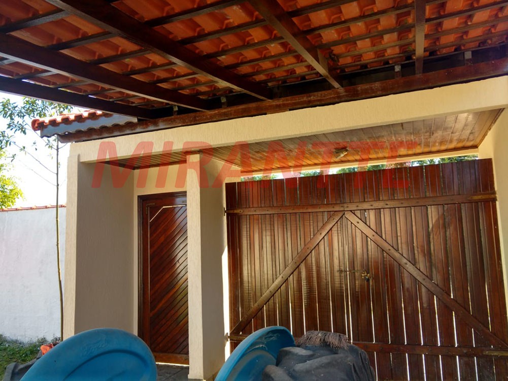 Casa terrea com 3 quartos em Santa Inês