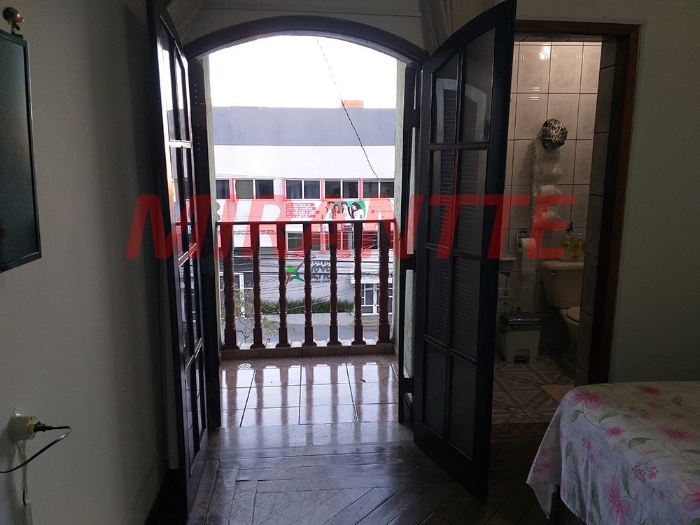Sobrado de 129m² com 3 quartos em Santana