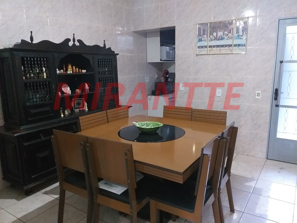 Sobrado de 129m² com 3 quartos em Santana