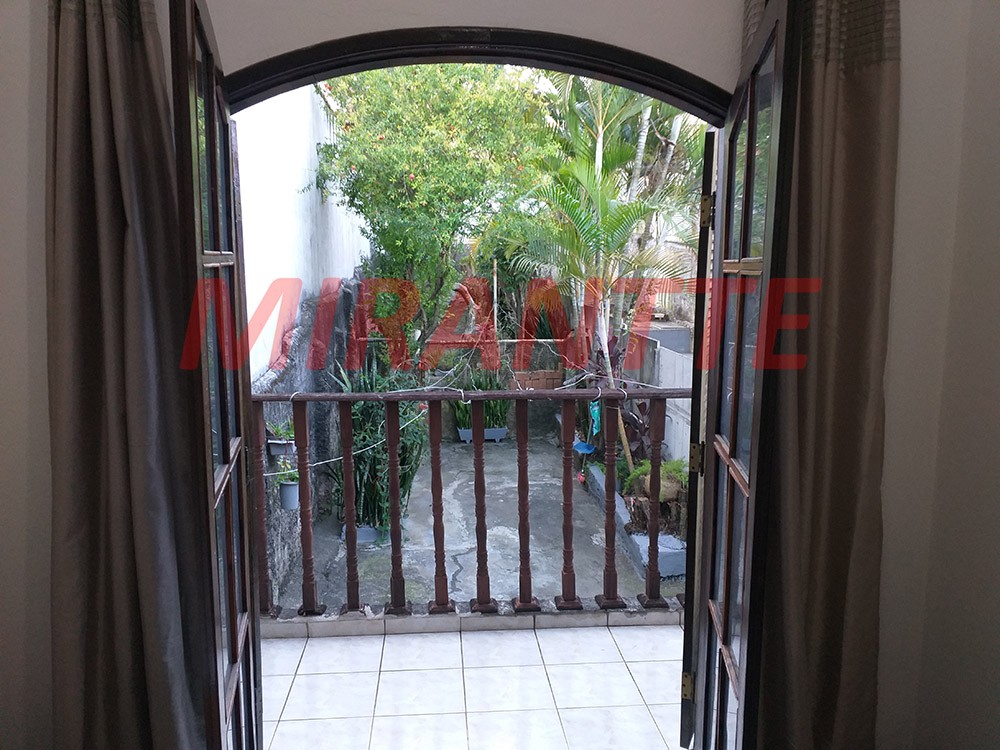 Sobrado de 129m² com 3 quartos em Santana