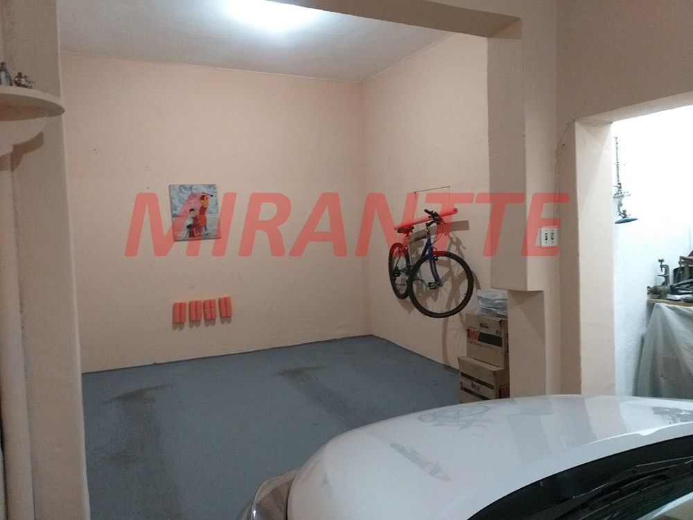 Sobrado de 129m² com 3 quartos em Santana