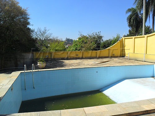 Casa terrea de 430m² com 4 quartos em Tremembe