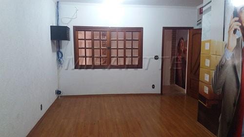 Sobrado de 190m² com 3 quartos em Vila Galvão