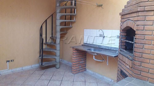 Sobrado de 190m² com 3 quartos em Vila Galvão