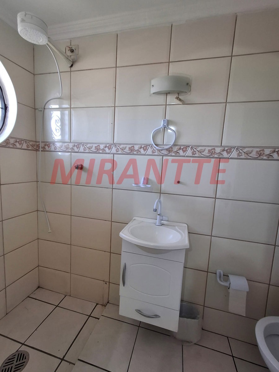 Sobrado de 270m² com 4 quartos em Tremembe