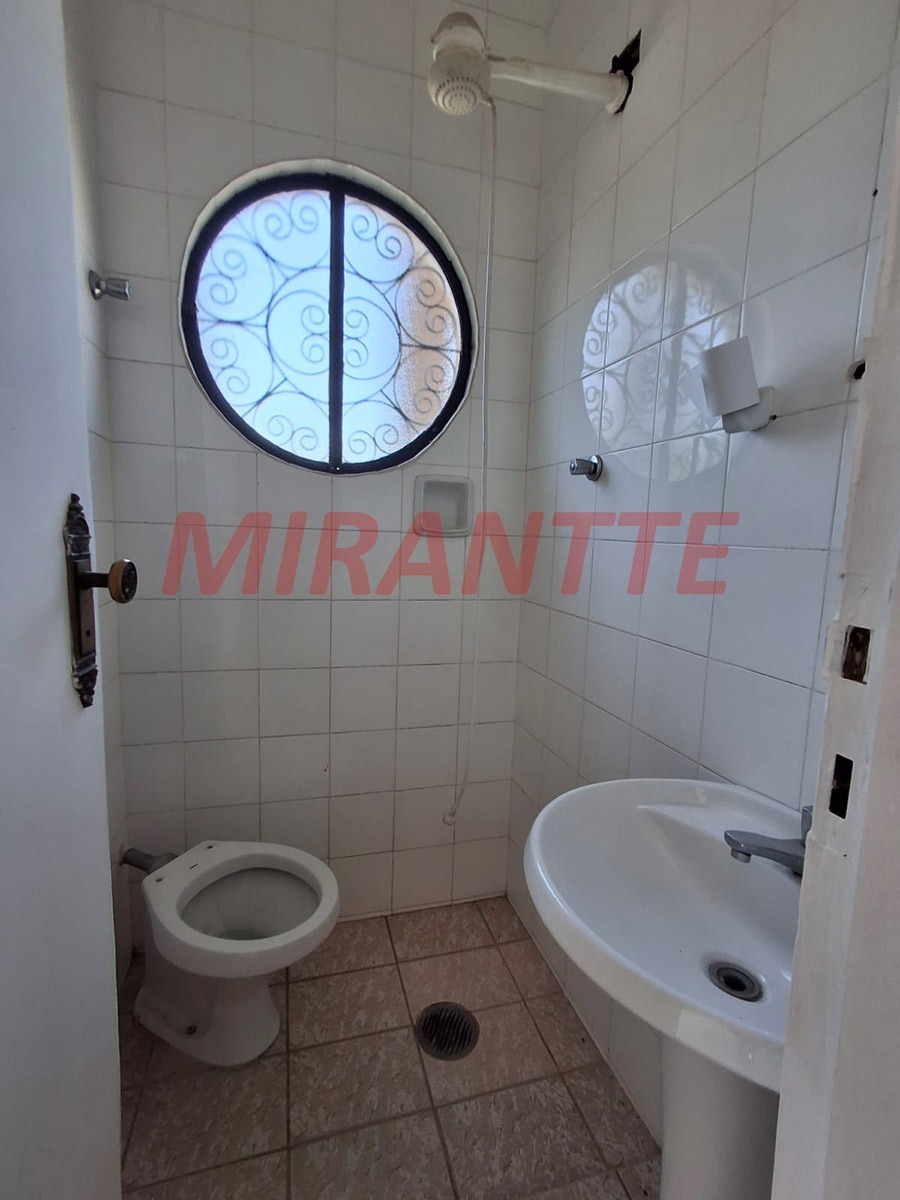 Sobrado de 270m² com 4 quartos em Tremembe