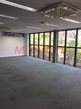 Comercial de 1265m² em Santana