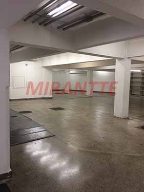 Comercial de 1265m² em Santana