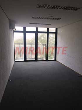 Comercial de 1265m² em Santana