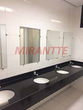 Comercial de 1265m² em Santana