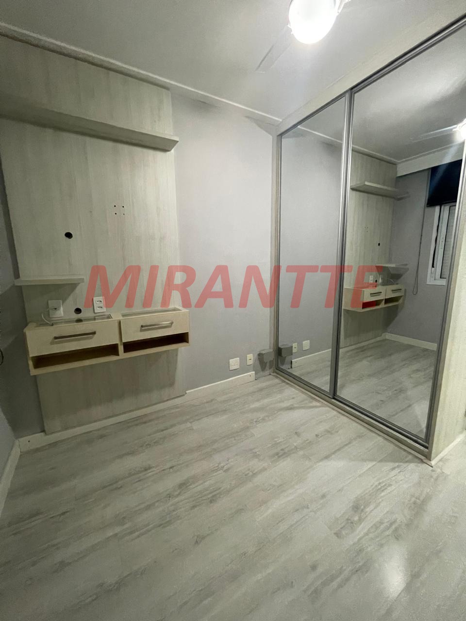 Apartamento de 132m² com 3 quartos em Santana