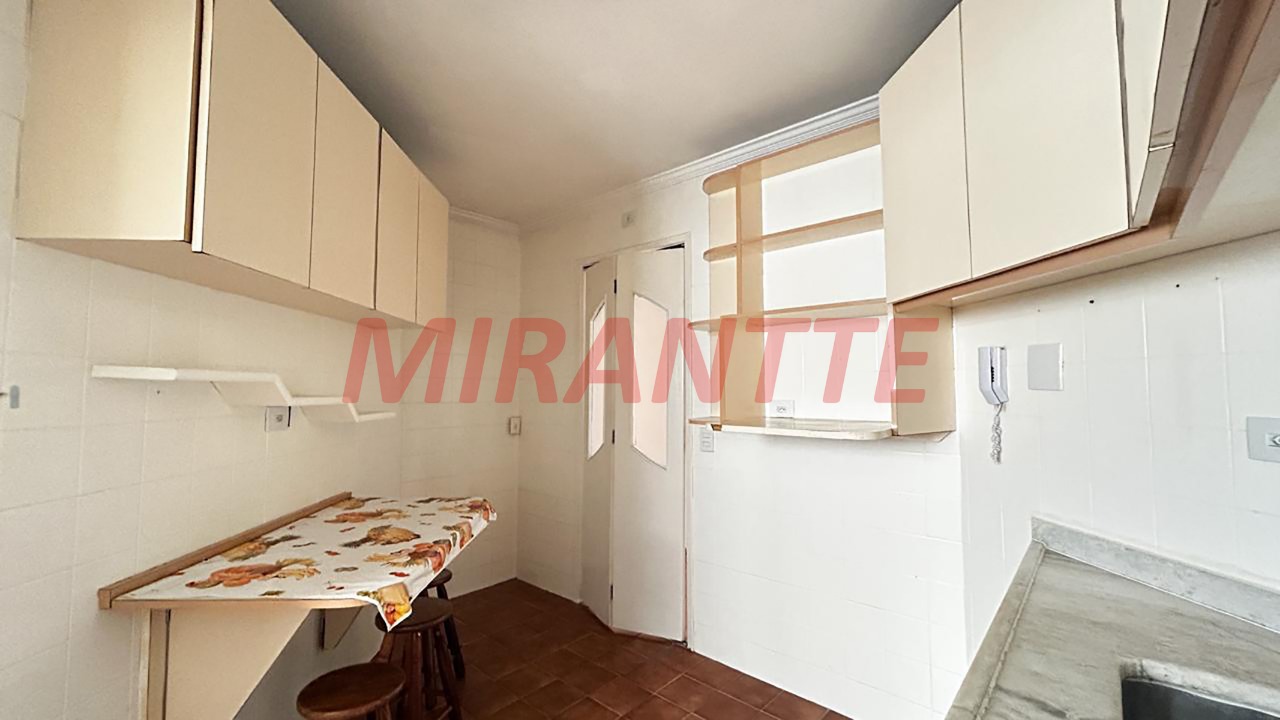 Apartamento de 92m² com 2 quartos em Santa Terezinha