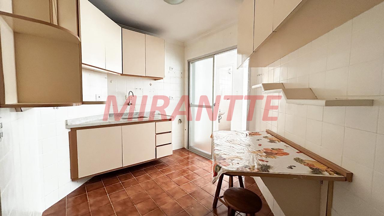 Apartamento de 92m² com 2 quartos em Santa Terezinha