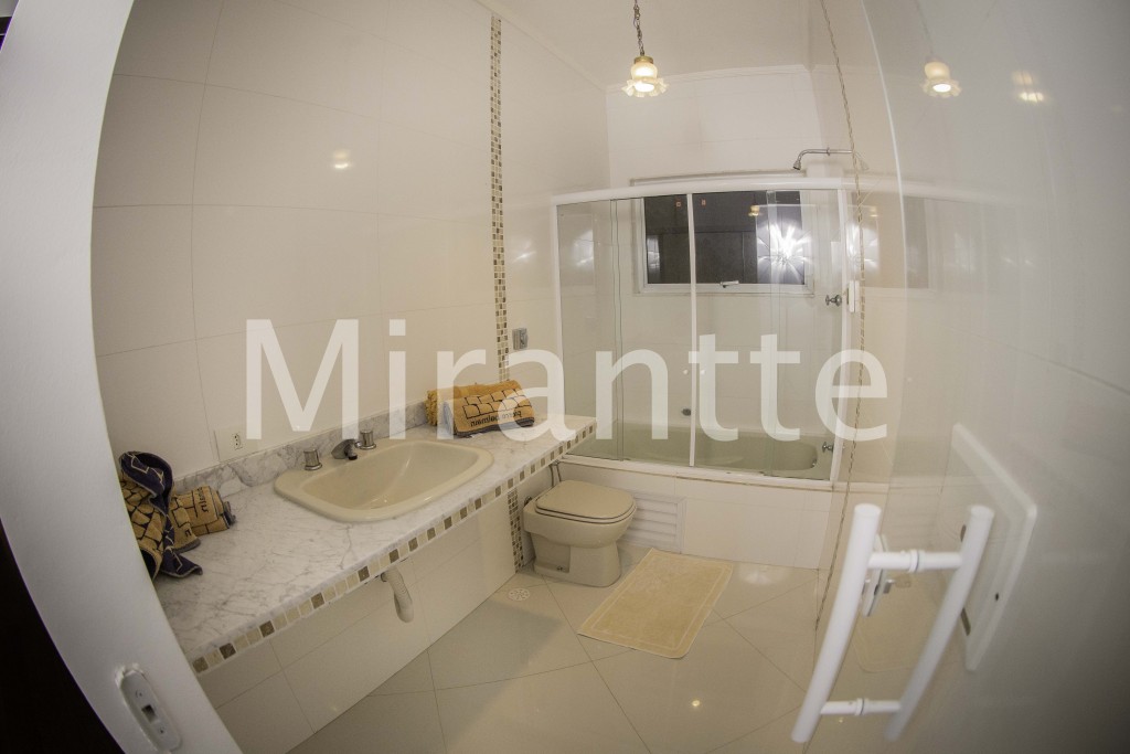Casa terrea de 520m² com 4 quartos em Serra Da Cantareira