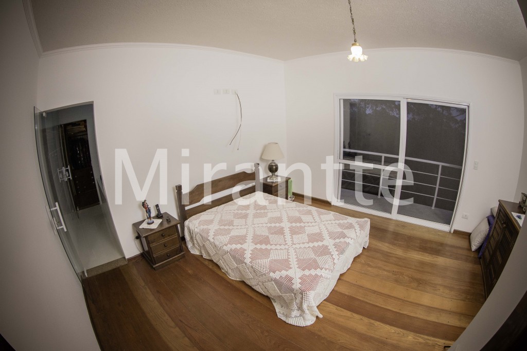 Casa terrea de 520m² com 4 quartos em Serra Da Cantareira