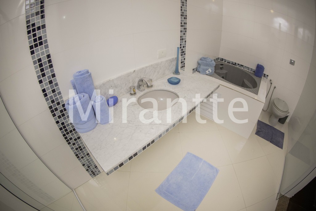 Casa terrea de 520m² com 4 quartos em Serra Da Cantareira