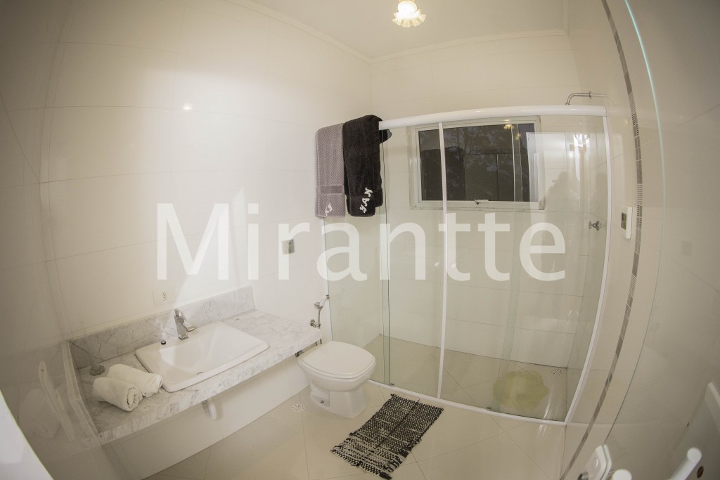 Casa terrea de 520m² com 4 quartos em Serra Da Cantareira